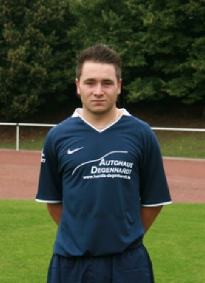 16 Maximilian Junkert